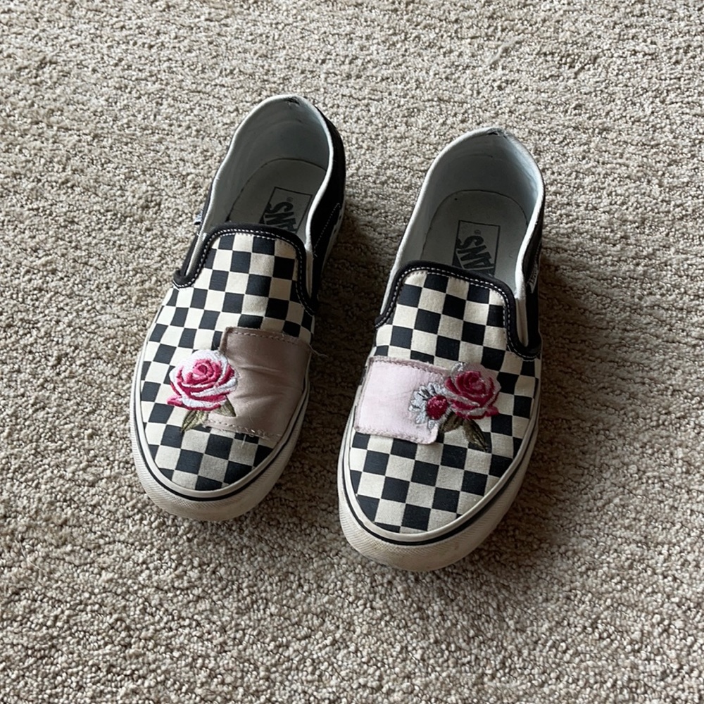 Vans - Women's - Black & White Checker with Flowers